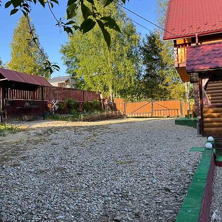 Сімейний Котедж Краєвид 米库利钦 外观 照片