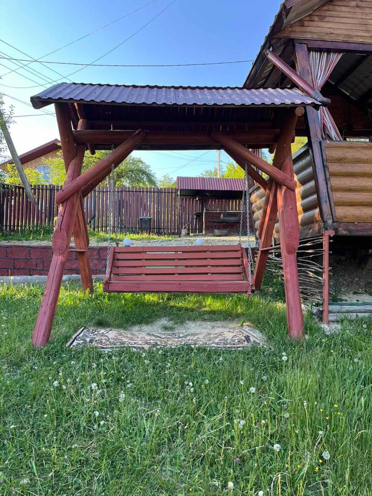 Сімейний Котедж Краєвид 米库利钦 外观 照片